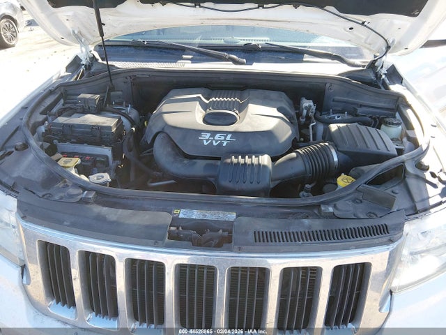 44528865 :رقم المزاد ، 1C4RJFAG3DC513184 vin ، 2013 Jeep Grand Cherokee Laredo مزاد بيع