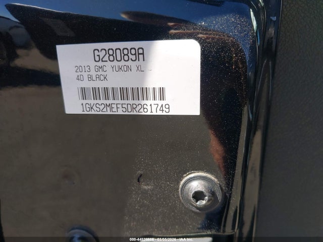 Продажа на аукционе авто 2013 Gmc Yukon Xl 1500 Denali, vin: 1GKS2MEF5DR261749, номер лота: 44528886