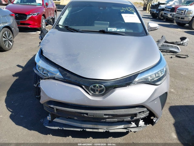 Toyota C-HR LE 2020 JTNKHMBX3L1076356 Image 13