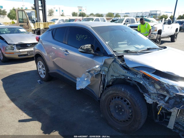 Toyota C-HR LE 2020 JTNKHMBX3L1076356 Image 14