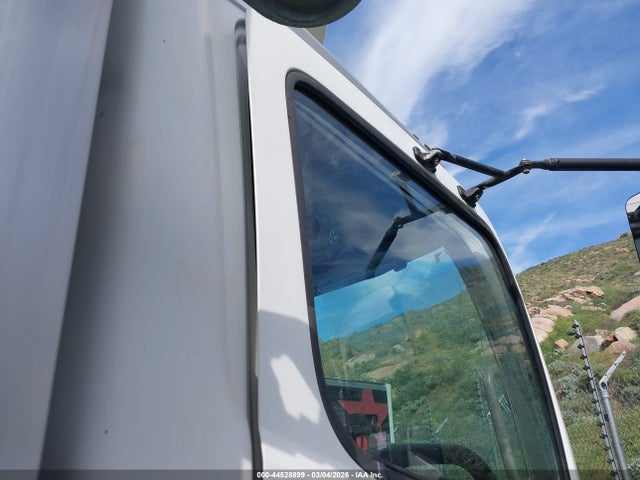Hino 268/338 2017 5PVNV8JV4H4S57201 Image 15