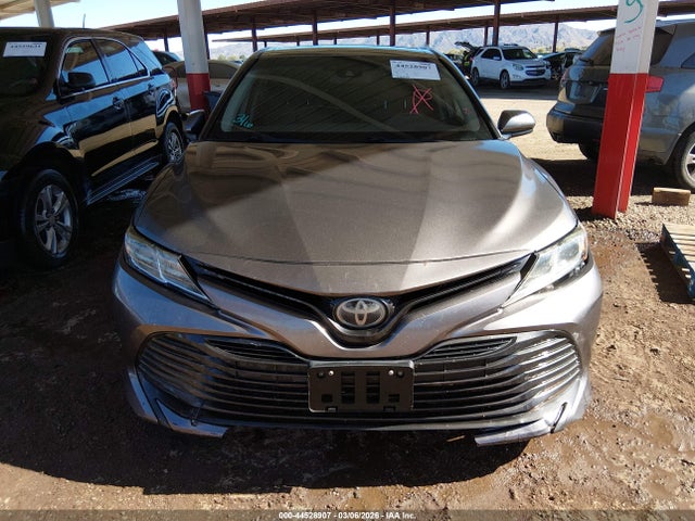 4T1B11HK8JU518722 Toyota CAMRY LE