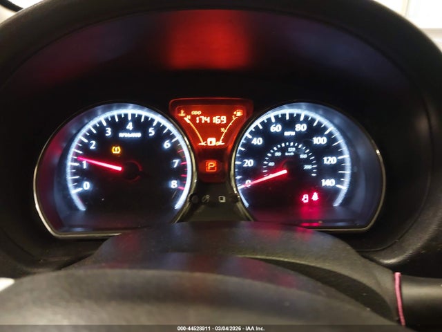 2014 Nissan Versa Note Sv მანქანა იყიდება აუქციონზე, vin: 3N1CE2CP4EL403334, აუქციონის ნომერი: 44528911