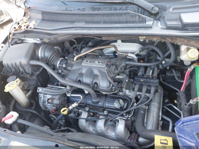 44528954 :رقم المزاد ، 2V4RW3D16AR174288 vin ، 2010 Volkswagen Routan Se مزاد بيع