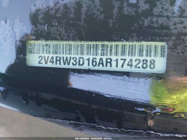 44528954 :رقم المزاد ، 2V4RW3D16AR174288 vin ، 2010 Volkswagen Routan Se مزاد بيع