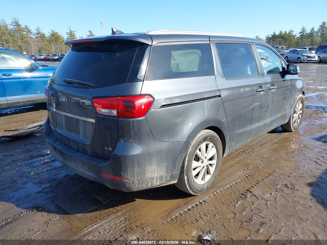 KIA SEDONA LX 2016 KNDMB5C18G6085089 Image 4