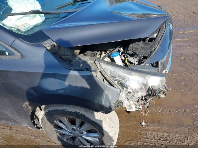 KIA SEDONA LX 2016 KNDMB5C18G6085089 Image 6