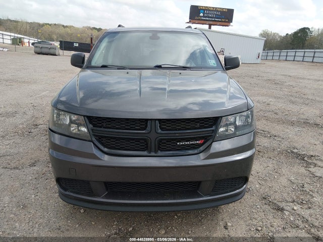 44528995 :رقم المزاد ، 3C4PDCAB1JT506235 vin ، 2018 Dodge Journey Se مزاد بيع