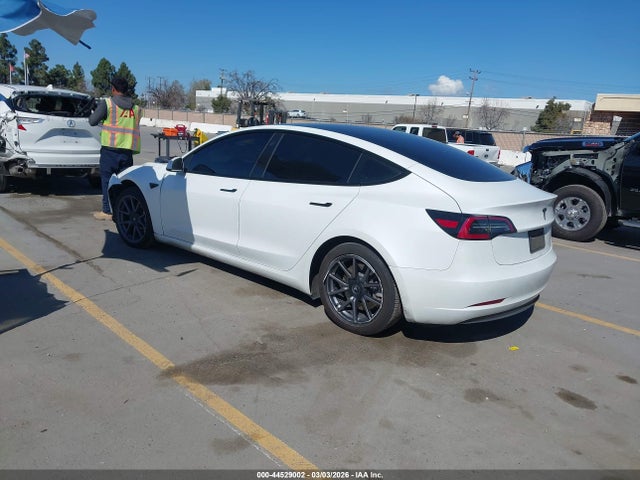 44529002 :رقم المزاد ، 5YJ3E1EAXPF458517 vin ، 2023 Tesla Model 3 Rear-wheel Drive مزاد بيع