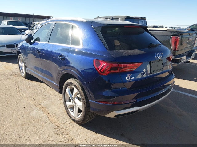 2022 AUDI Q3 WA1AUCF30N1001544 Photo 2