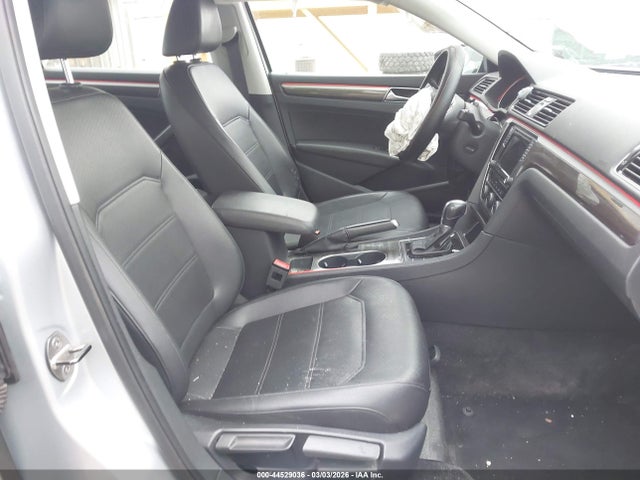 Aukcja sprzedaży 2017 Volkswagen Passat 1.8t Se, vin: 1VWBT7A37HC039306, numer aukcji: 44529036