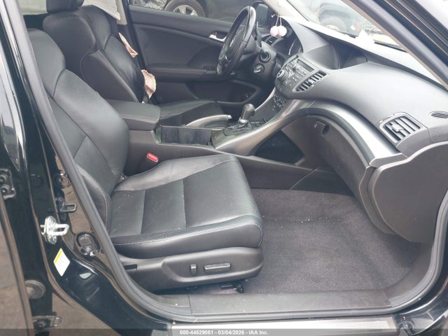 44529051 :رقم المزاد ، JH4CU2F69EC006084 vin ، 2014 Acura Tsx 2.4 مزاد بيع