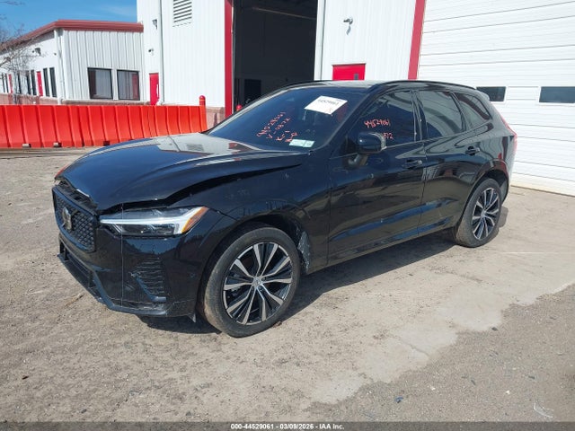 2025 VOLVO XC60 YV4M12RC7S1140872 Photo 1