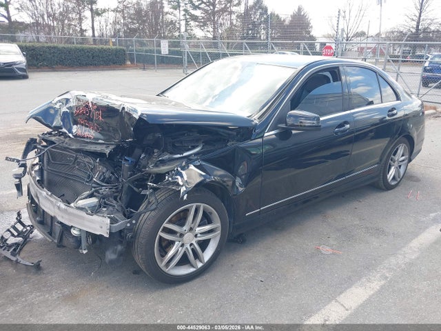 44529063 :رقم المزاد ، WDDGF4HB6DG093460 vin ، 2013 Mercedes-benz C 250 Sport مزاد بيع