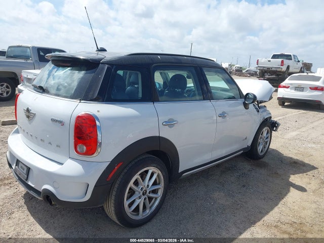 2015 MINI COUNTRYMAN WMWZC5C53FWP46643 Photo 3