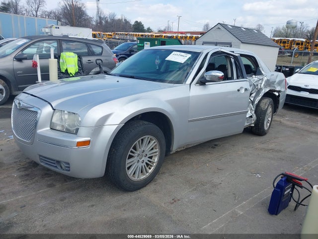 Продаж на аукціоні авто 2010 Chrysler 300 Touring/signature Series/executive Series, vin: 2C3CA5CV8AH209521, номер лоту: 44529069