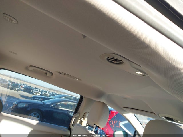 44529071 :رقم المزاد ، 2C4RC1DG4HR512437 vin ، 2017 Chrysler Pacifica Touring مزاد بيع
