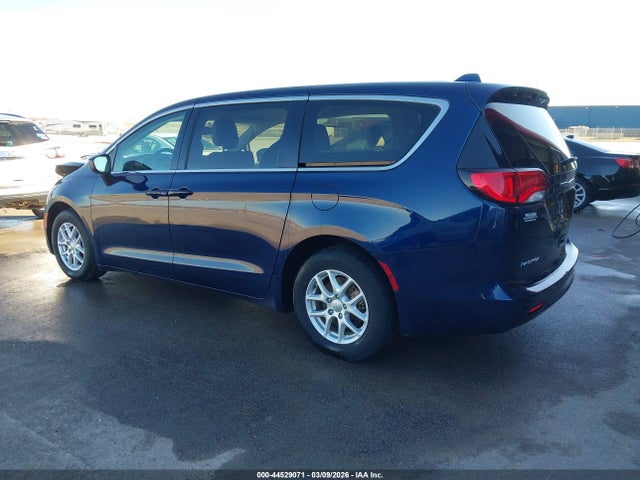 2017 CHRYSLER PACIFICA 2C4RC1DG4HR512437 Photo 2