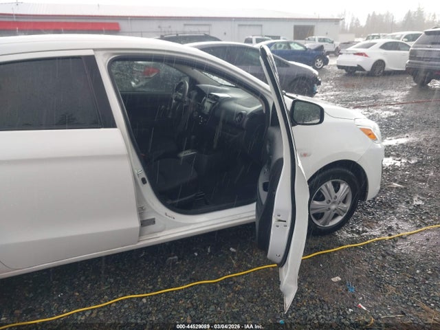 2018 MITSUBISHI MIRAGE G4 ML32F3FJ1JHF05403 Photo 4