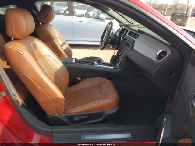 Ford Mustang V6 Premium 2014 1ZVBP8AM2E5316270 Image 5