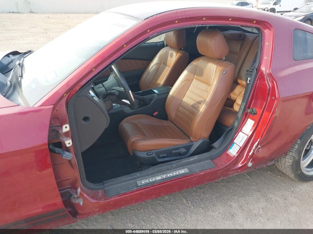 Ford Mustang V6 Premium 2014 1ZVBP8AM2E5316270 Image 6