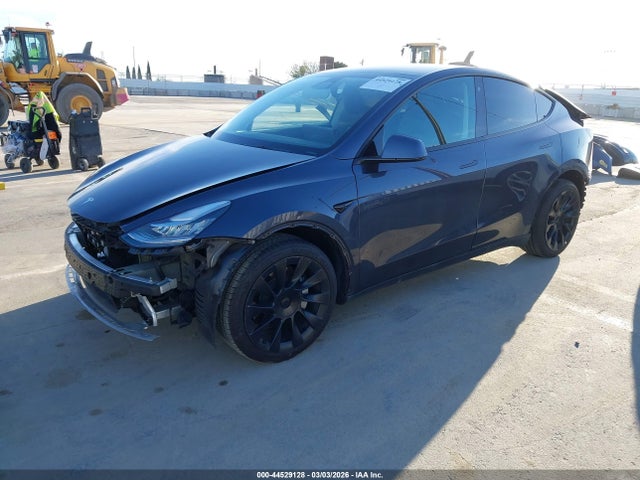 2022 TESLA MODEL Y 7SAYGDEE0NF319372 Photo 1