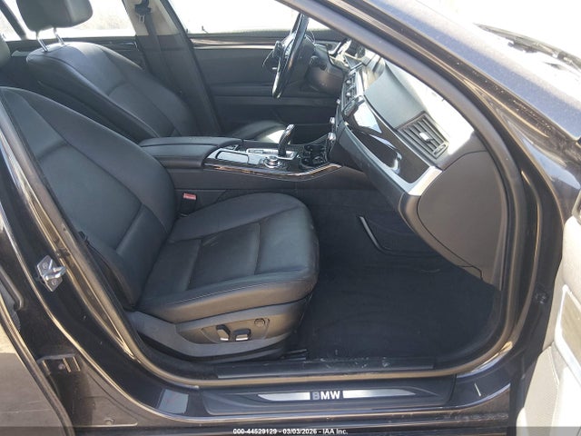 2011 Bmw 528i მანქანა იყიდება აუქციონზე, vin: WBAFR1C59BDS36913, აუქციონის ნომერი: 44529129