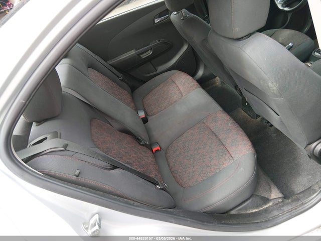 Продажа на аукционе авто 2019 Chevrolet Sonic Lt Auto, vin: 1G1JD5SB4K4110686, номер лота: 44529157