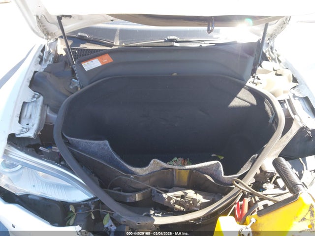 Продажа на аукционе авто 2014 Tesla Model S P85d, vin: 5YJSA1H28EFP63572, номер лота: 44529168