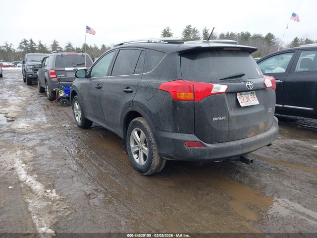 2T3RFREV9EW181942 Toyota Rav4 Xle