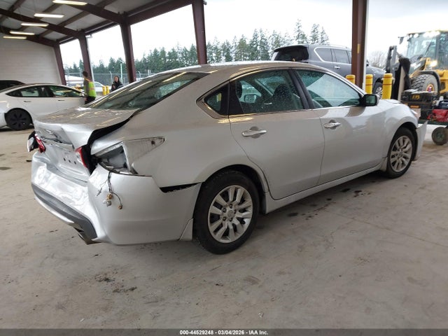 Nissan Altima 2.5 S 2017 1N4AL3AP2HC266662 Image 4