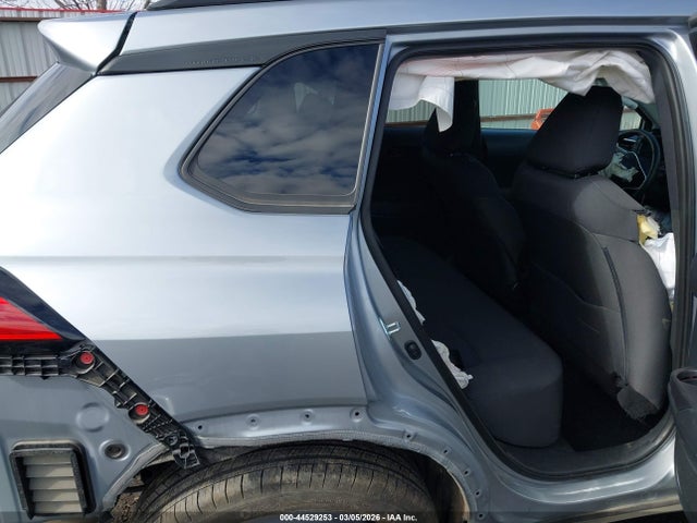 Toyota Corolla Cross Le 2024 7MUCAABG6RV105572 Image 8