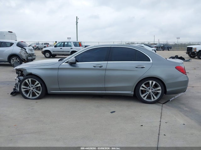 55SWF4JB0GU163371 Mercedes-Benz C 300