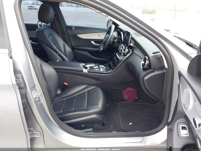 55SWF4JB0GU163371 Mercedes-Benz C 300