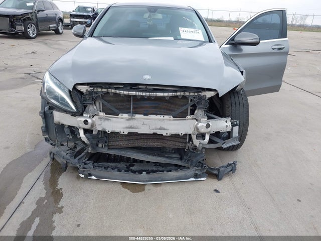55SWF4JB0GU163371 Mercedes-Benz C 300