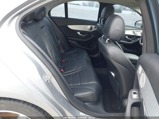 55SWF4JB0GU163371 Mercedes-Benz C 300