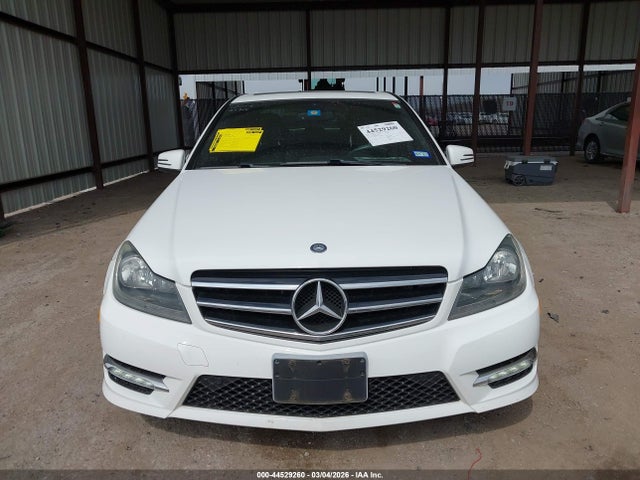 Aukcja sprzedaży 2014 Mercedes-benz C 300 Sport 4matic, vin: WDDGF8AB7ER302566, numer aukcji: 44529260