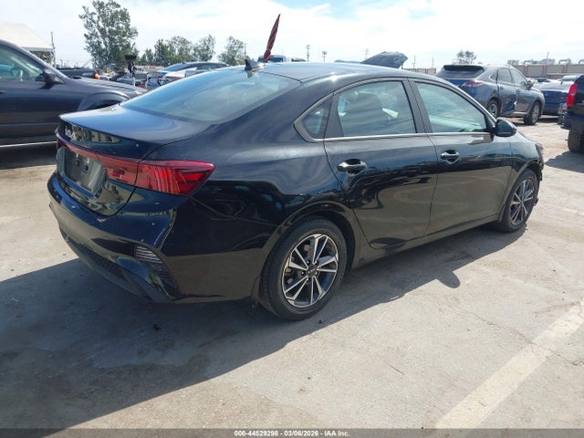2023 Kia Forte Lxs მანქანა იყიდება აუქციონზე, vin: 3KPF24AD3PE637964, აუქციონის ნომერი: 44529298
