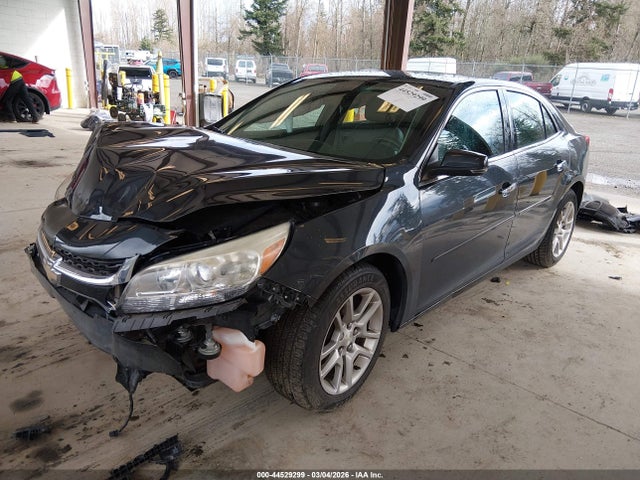 Chevrolet MALIBU 1LT 2015 1G11C5SL0FF101182 Image 2