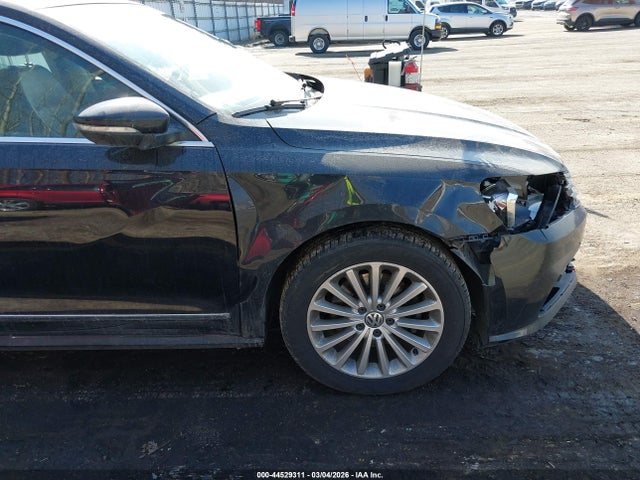 Продажа на аукционе авто 2016 Volkswagen Passat 1.8t Se, vin: 1VWBT7A32GC032407, номер лота: 44529311