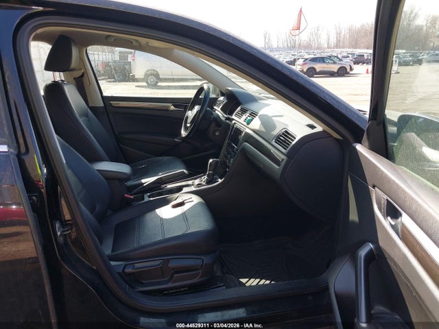Продажа на аукционе авто 2016 Volkswagen Passat 1.8t Se, vin: 1VWBT7A32GC032407, номер лота: 44529311