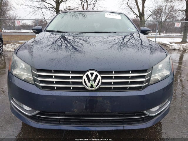 2012 Volkswagen Passat 2.0l Tdi Se მანქანა იყიდება აუქციონზე, vin: 1VWBN7A34CC102302, აუქციონის ნომერი: 44529363