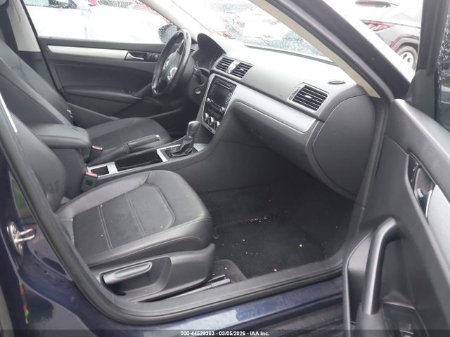 2012 Volkswagen Passat 2.0l Tdi Se მანქანა იყიდება აუქციონზე, vin: 1VWBN7A34CC102302, აუქციონის ნომერი: 44529363