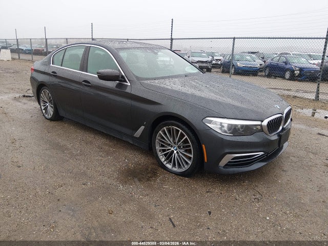 2019 BMW 530E WBAJB1C54KB376877