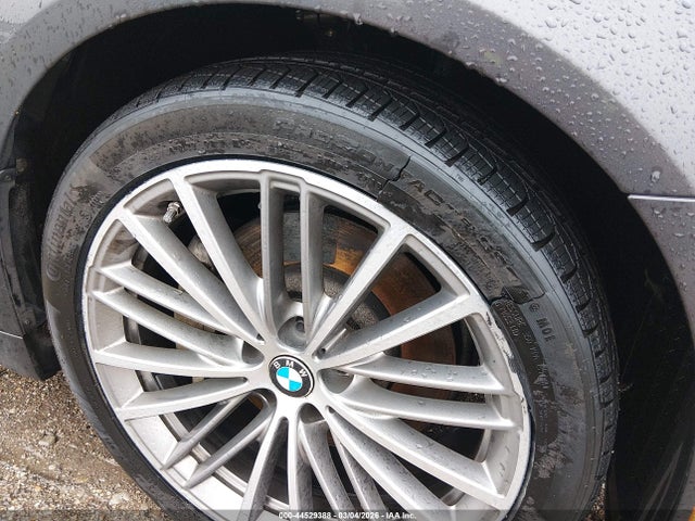 2019 BMW 530E WBAJB1C54KB376877 Photo 5