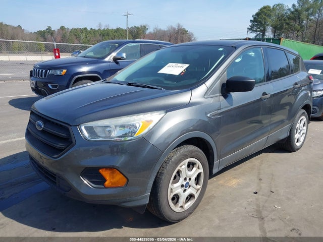 44529395 :رقم المزاد ، 1FMCU0F7XHUC83951 vin ، 2017 Ford Escape S مزاد بيع