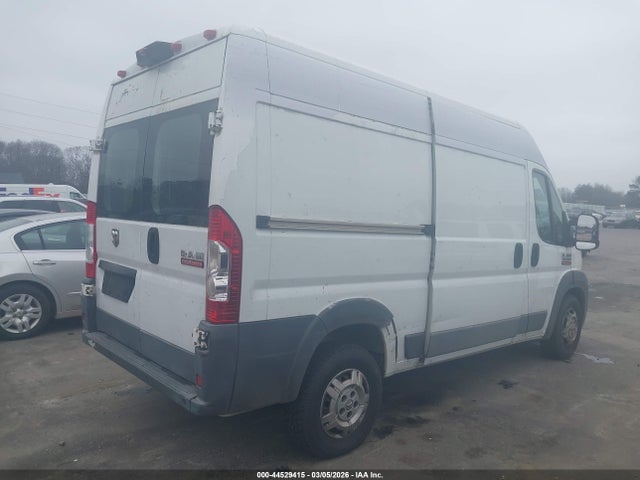 44529415 :رقم المزاد ، 3C6TRVBG3EE109682 vin ، 2014 Ram Promaster 1500 مزاد بيع