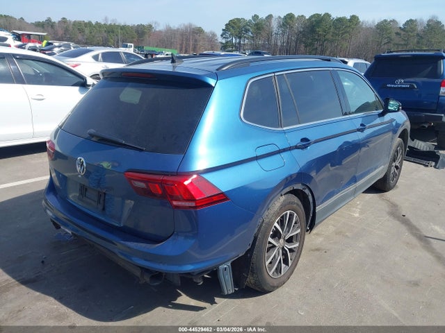 2020 VOLKSWAGEN TIGUAN 3VV3B7AX1LM006260 Photo 3