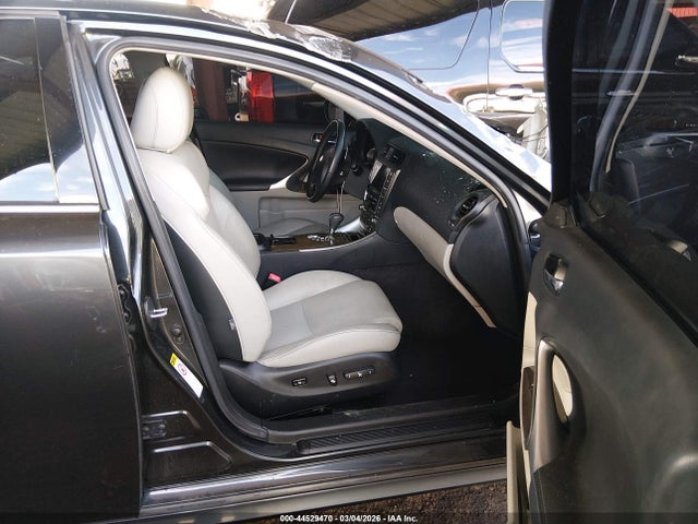 44529470 :رقم المزاد ، JTHBE5C24A5025121 vin ، 2010 Lexus Is 350 مزاد بيع