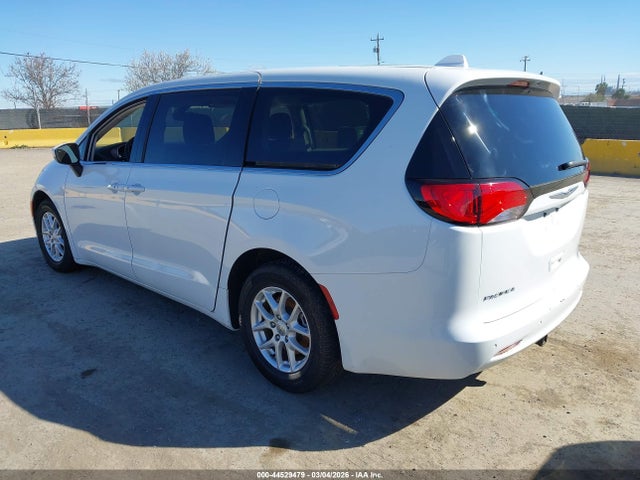 Chrysler Pacifica Touring 2017 2C4RC1DG7HR531709 Image 3